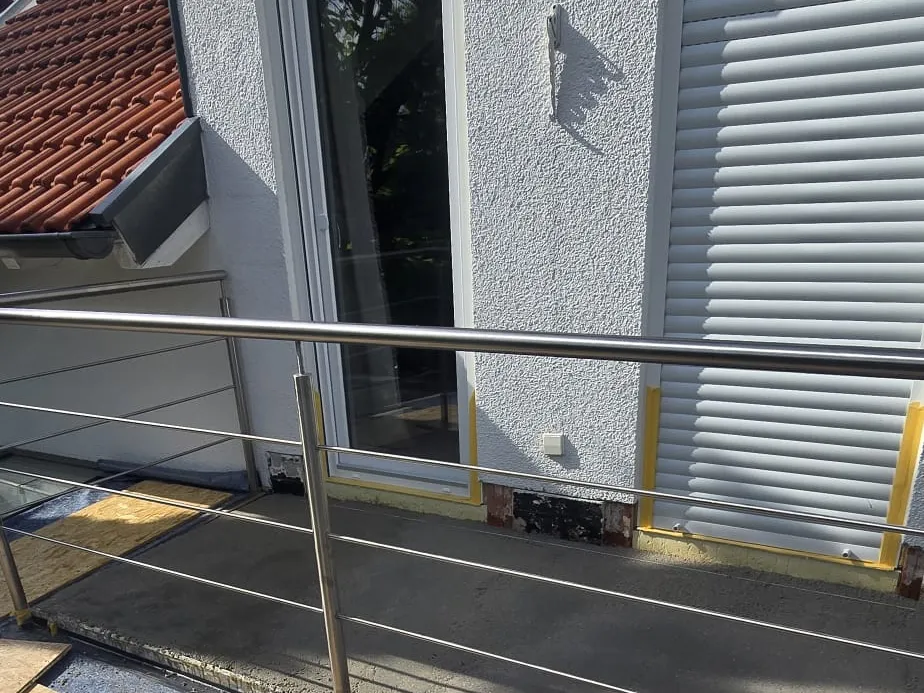 Weitere beschichtete Fläche im Außenbereich